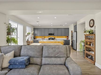 6726 Lunar Orbit Drive, Sparks, NV 89436 Photo