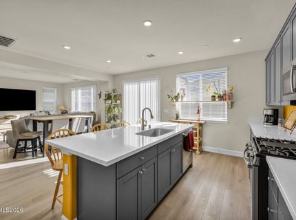 6726 Lunar Orbit Drive, Sparks, NV 89436 Photo