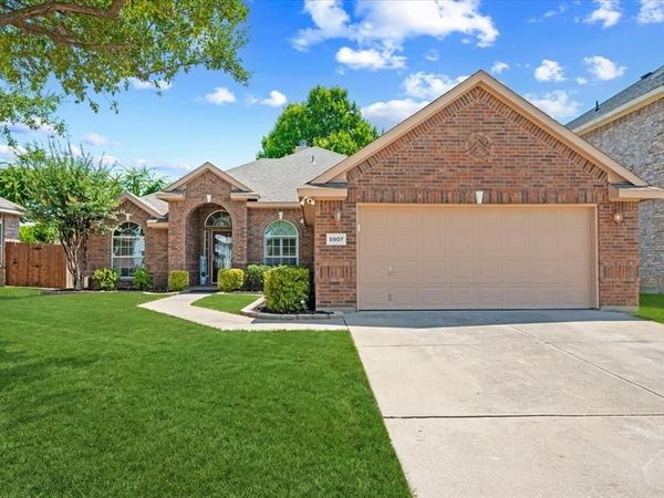 5907 Lantern Lane, Grand Prairie, TX 75052