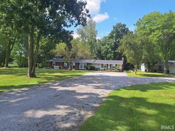 5679 County Road 64 Road, Spencerville, IN 46788