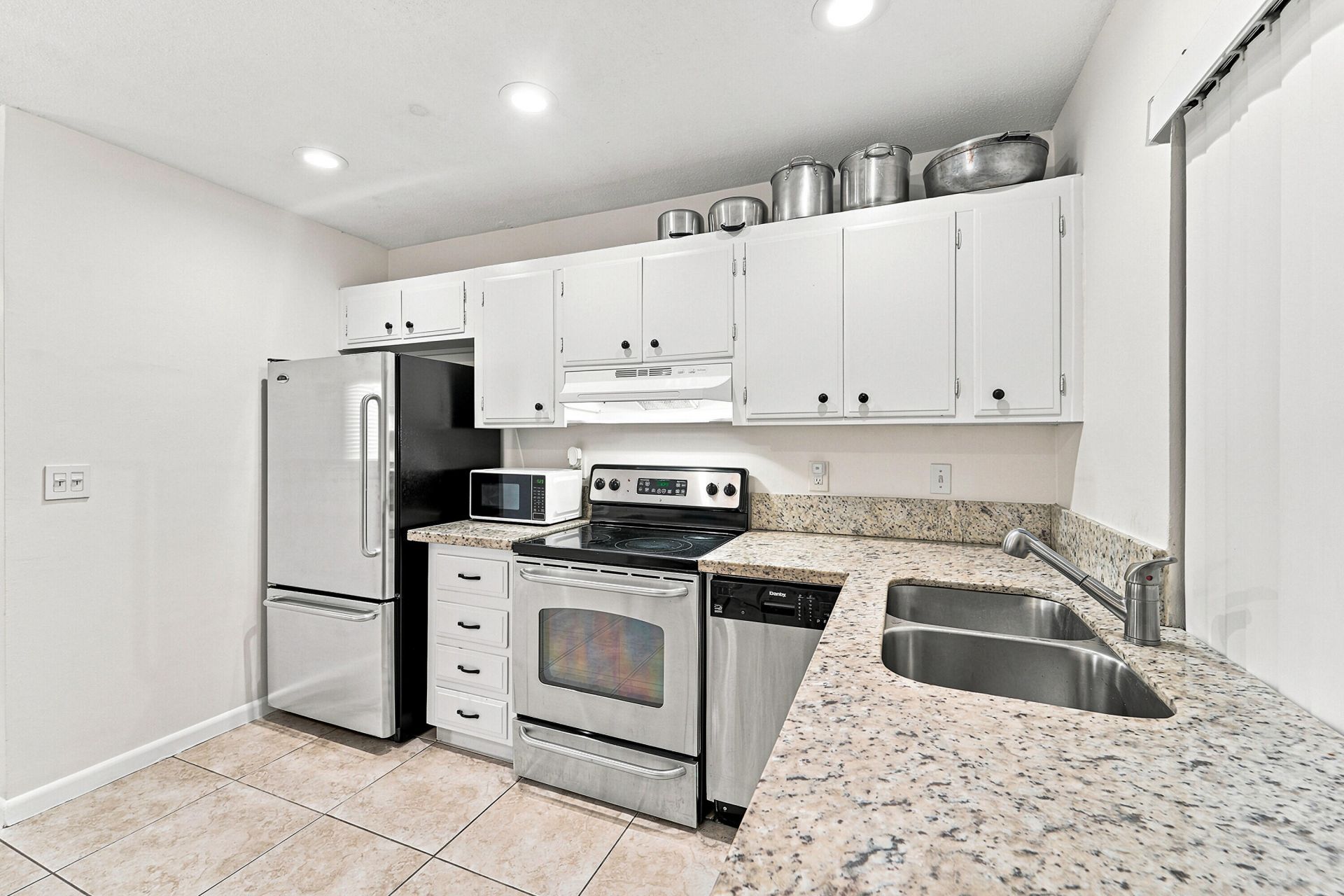 2908 NW 48th Street, Tamarac, FL 33309 Photo