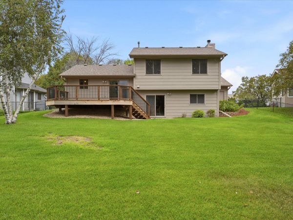 9225 Queens Gardens, Brooklyn Park, MN 55443