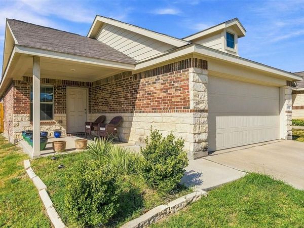 5709 Honey Creek Street , Fort Worth, TX 76179