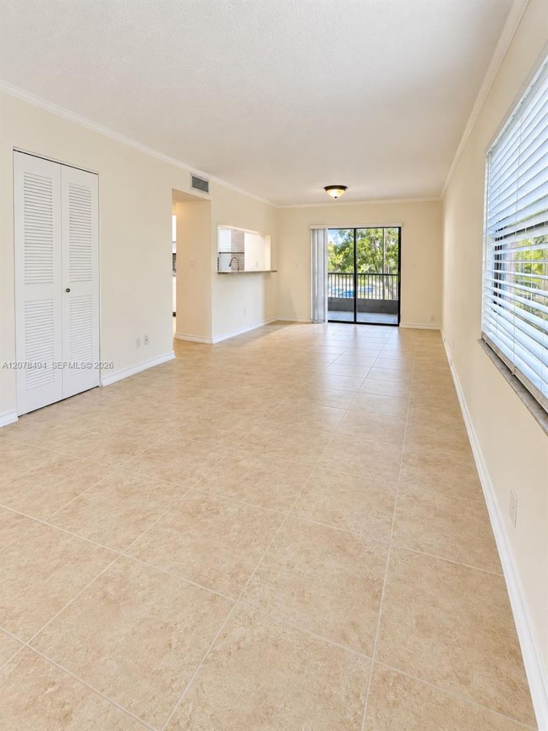 3396 Foxcroft Rd, Unit 316, Miramar, FL 33025 Photo