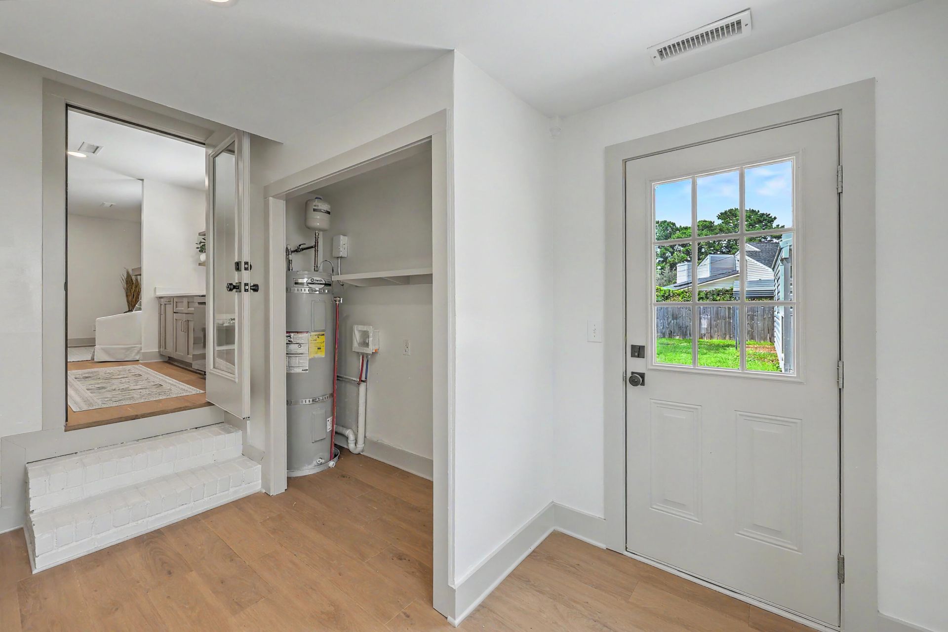 1228 Oakcrest Drive Photo 33