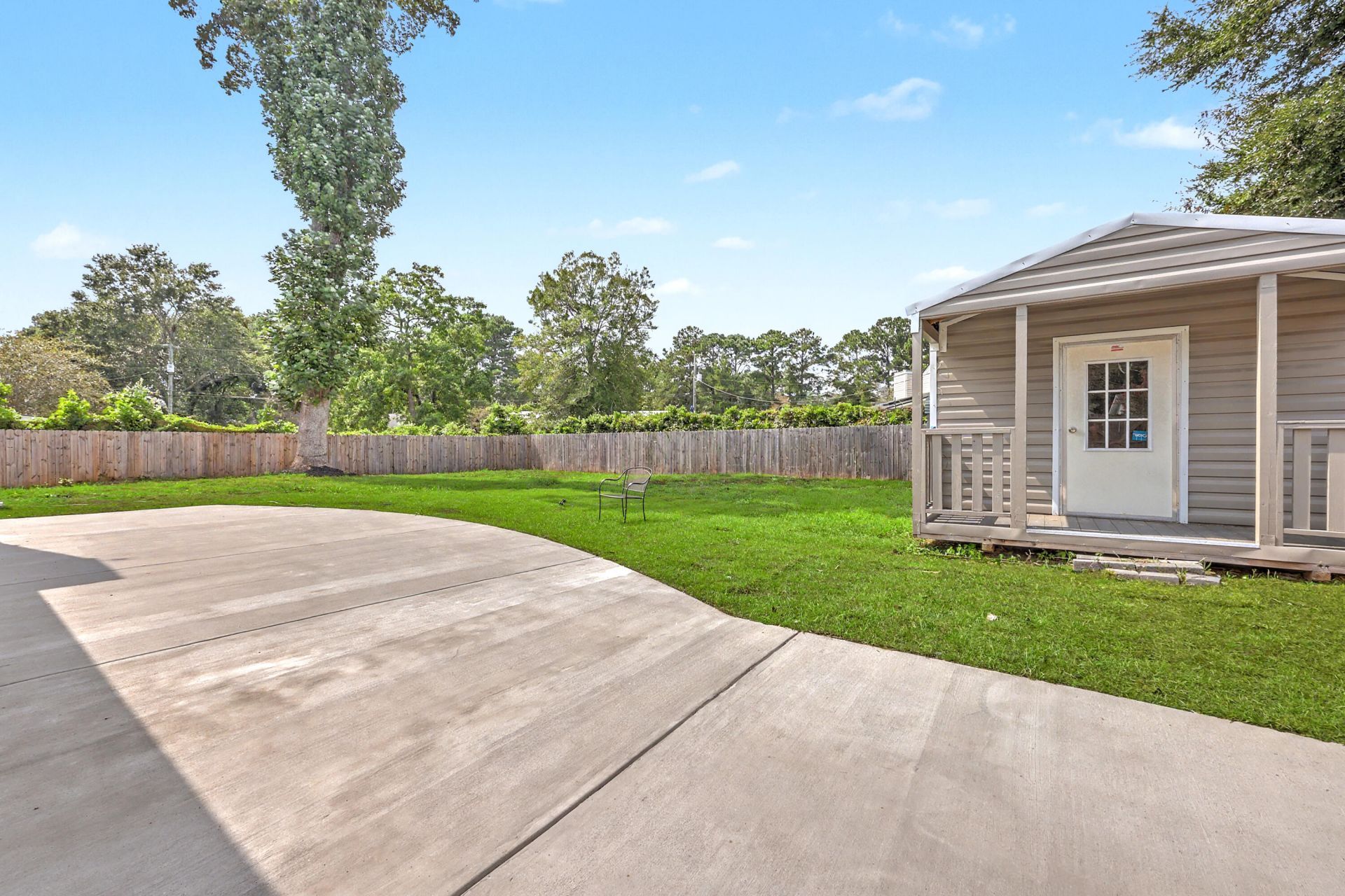 1228 Oakcrest Drive Photo 36