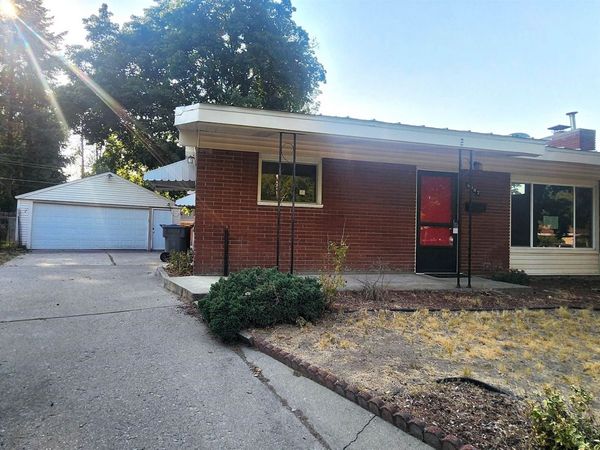 6907 N Stevens St, Spokane, WA 99208