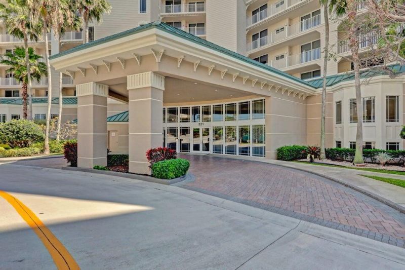 221 Ocean Grande Boulevard, Unit 407, Jupiter, FL 33477 Photo