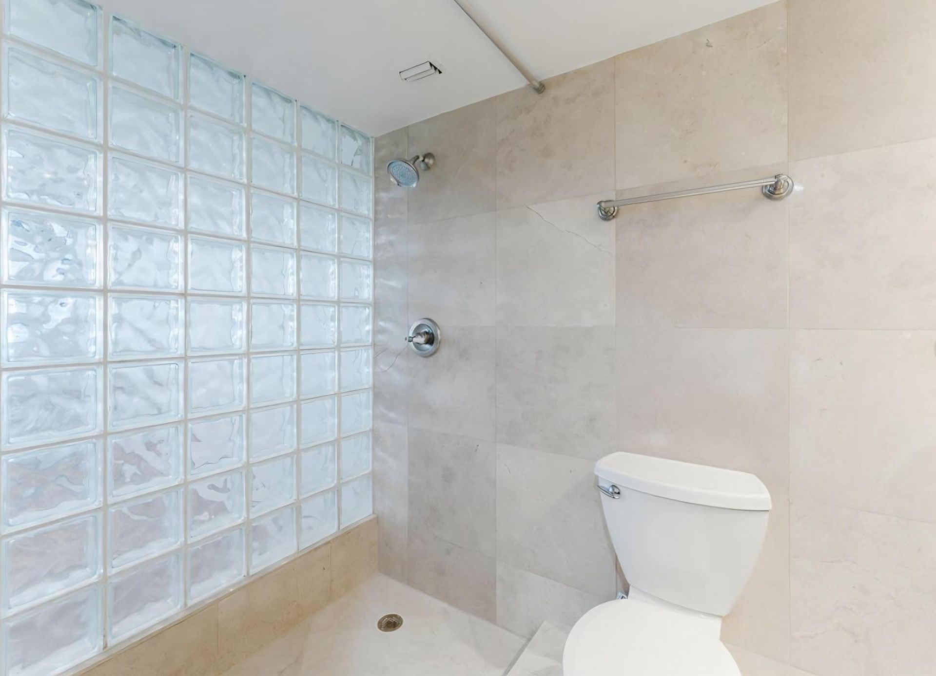 2671 S Course Drive S, Unit 908, Pompano Beach, FL 33069 Photo