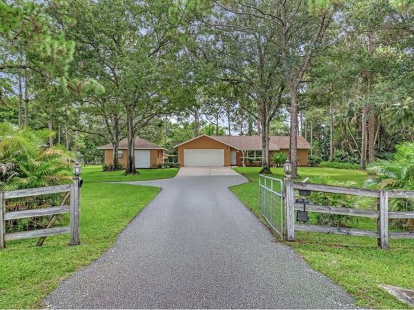 17212 130th Avenue N, Jupiter, FL 33478