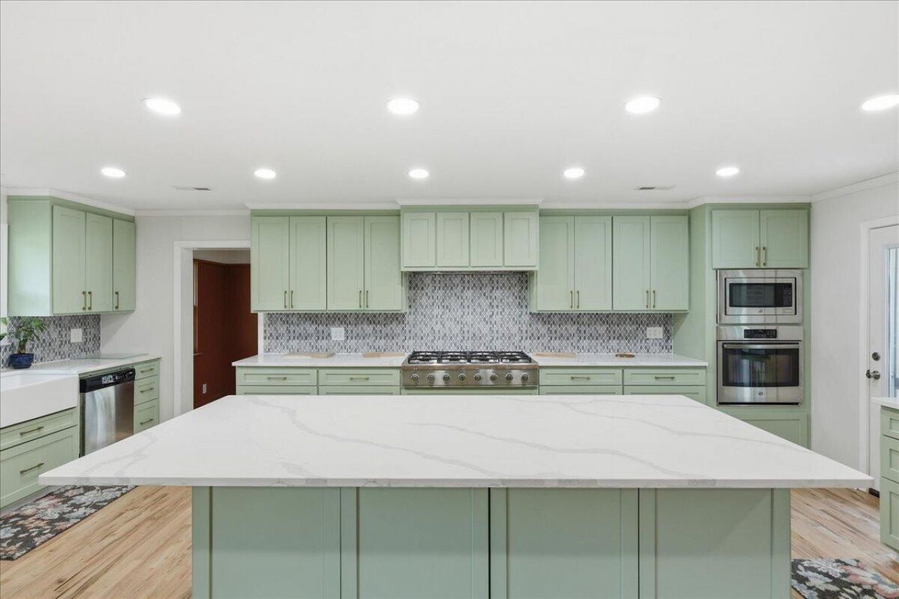 918 Friendship Road Photo 13