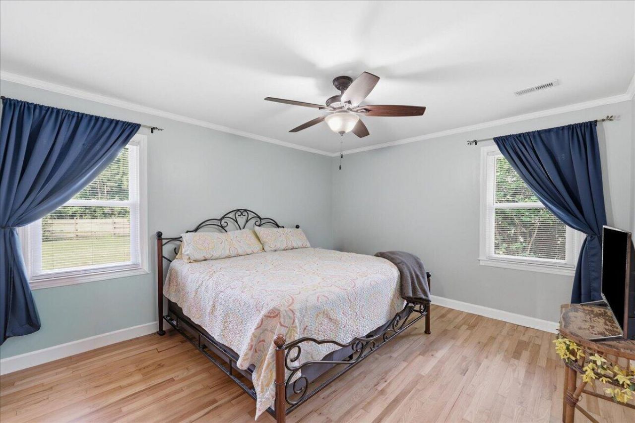 918 Friendship Road Photo 27