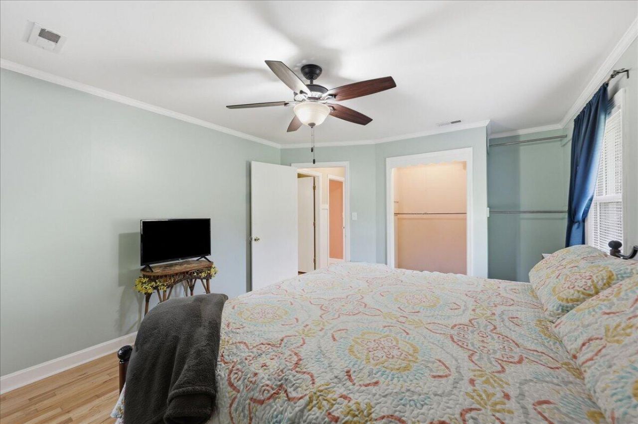 918 Friendship Road Photo 28