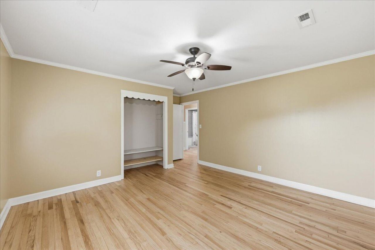 918 Friendship Road Photo 33