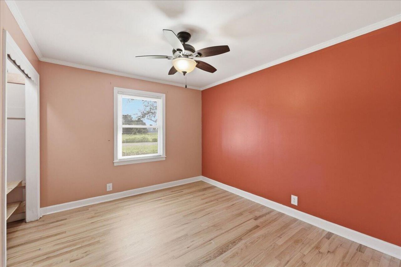 918 Friendship Road Photo 42