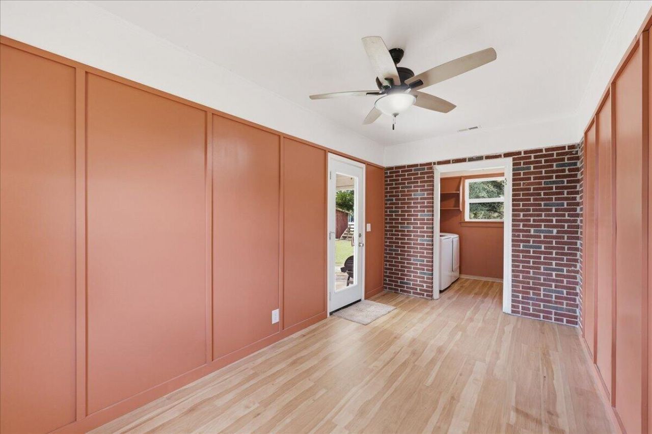 918 Friendship Road Photo 44