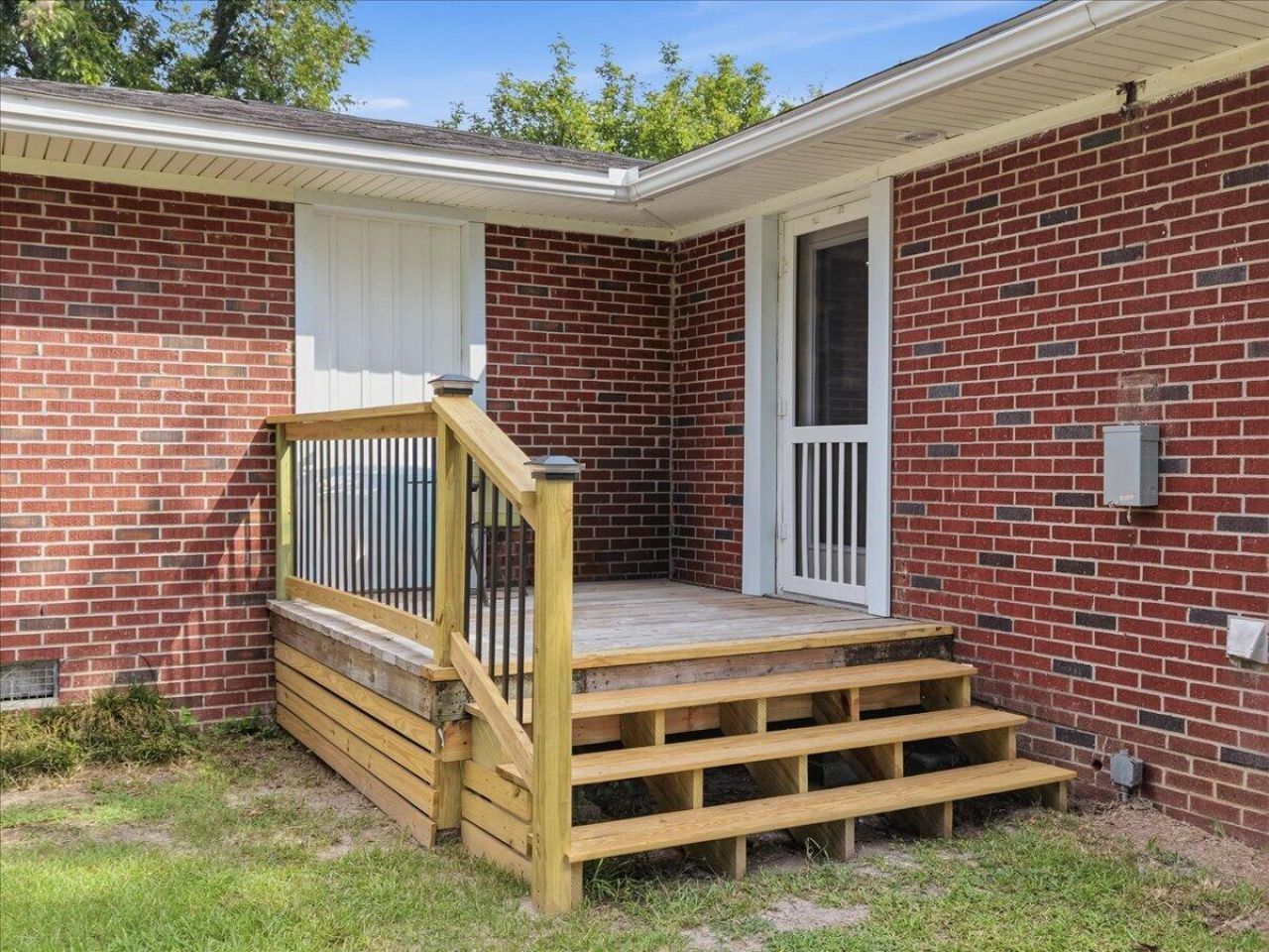918 Friendship Road Photo 50