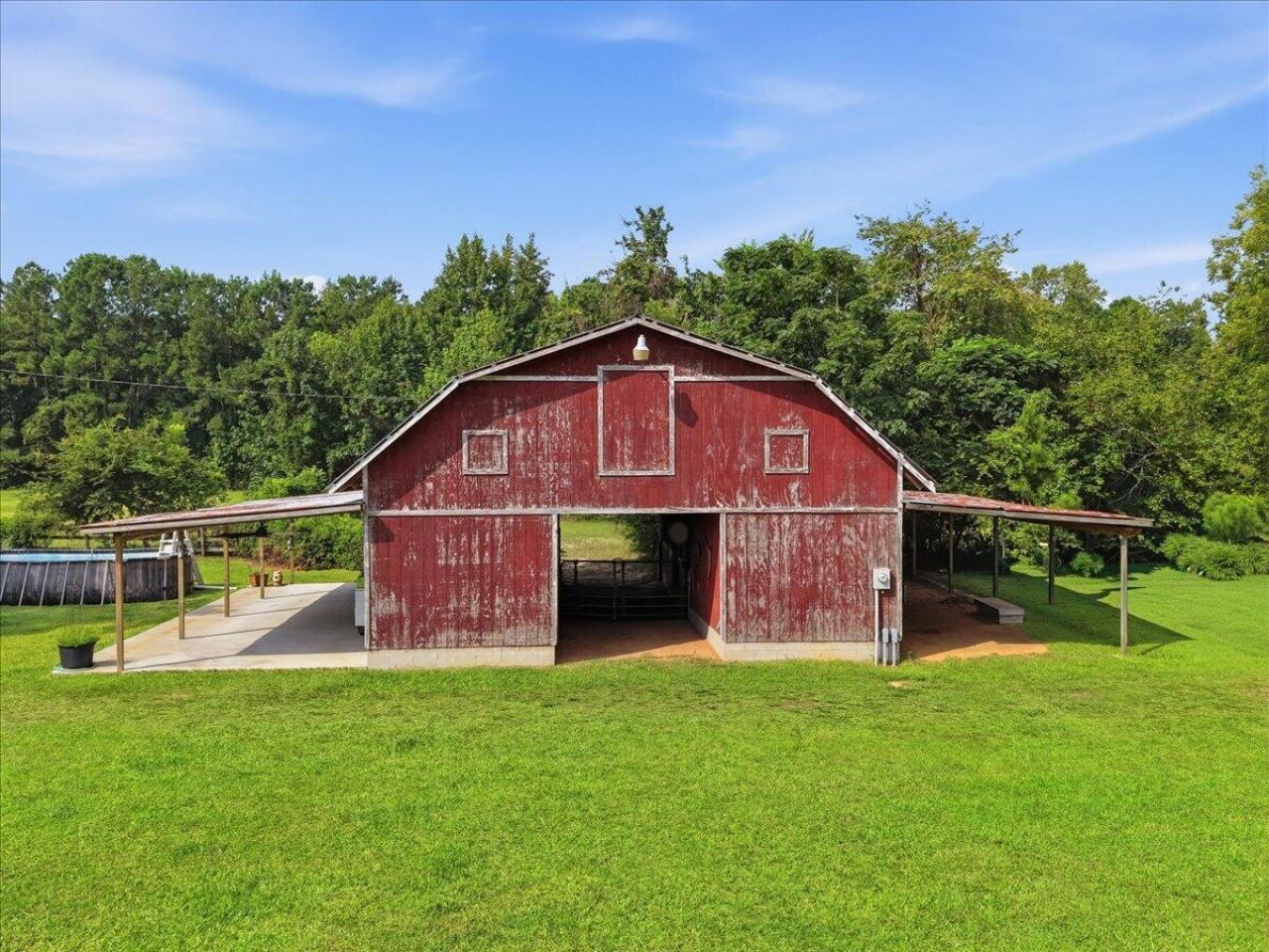 918 Friendship Road Photo 51