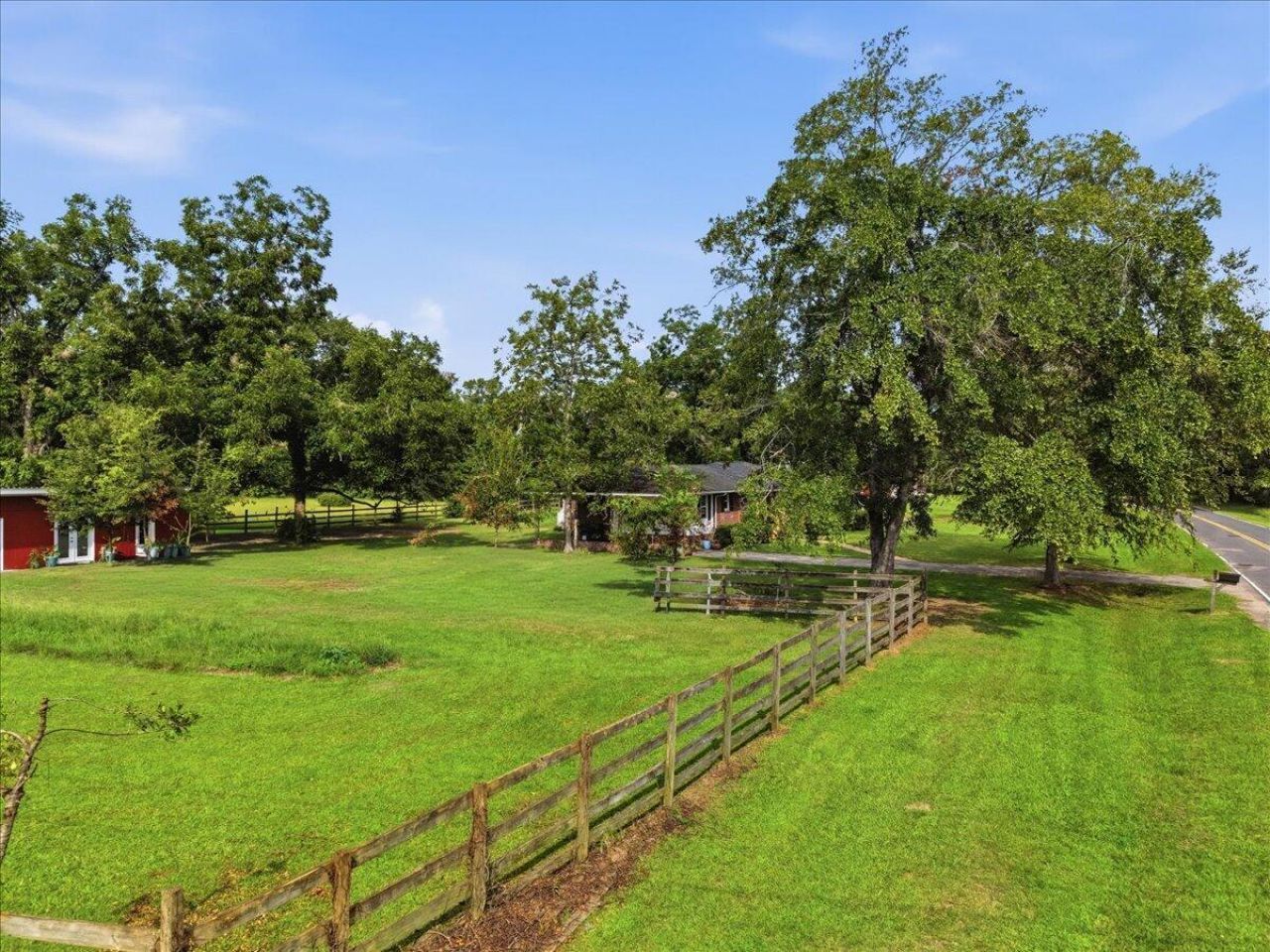 918 Friendship Road Photo 67