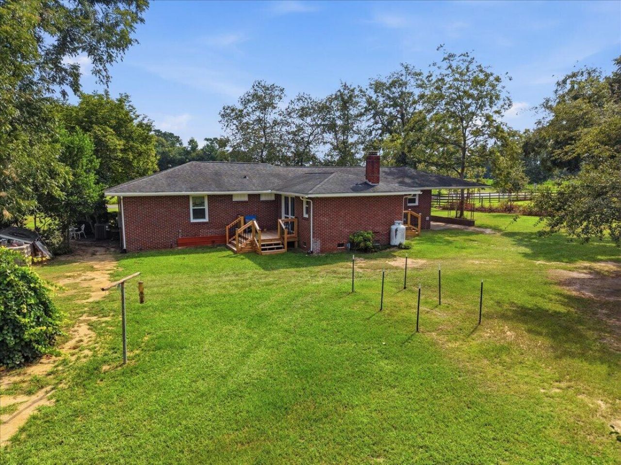 918 Friendship Road Photo 74