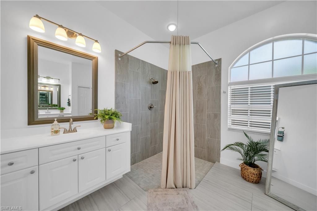 11142 Lakeland Cir, Fort Myers, FL 33913 Photo