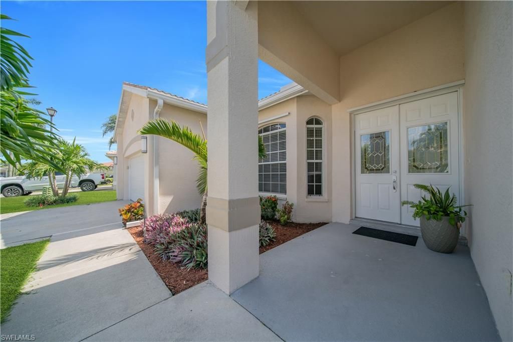 11142 Lakeland Cir, Fort Myers, FL 33913 Photo