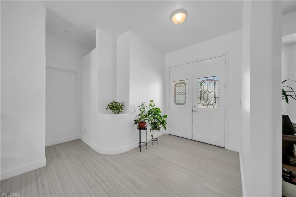 11142 Lakeland Cir, Fort Myers, FL 33913 Photo