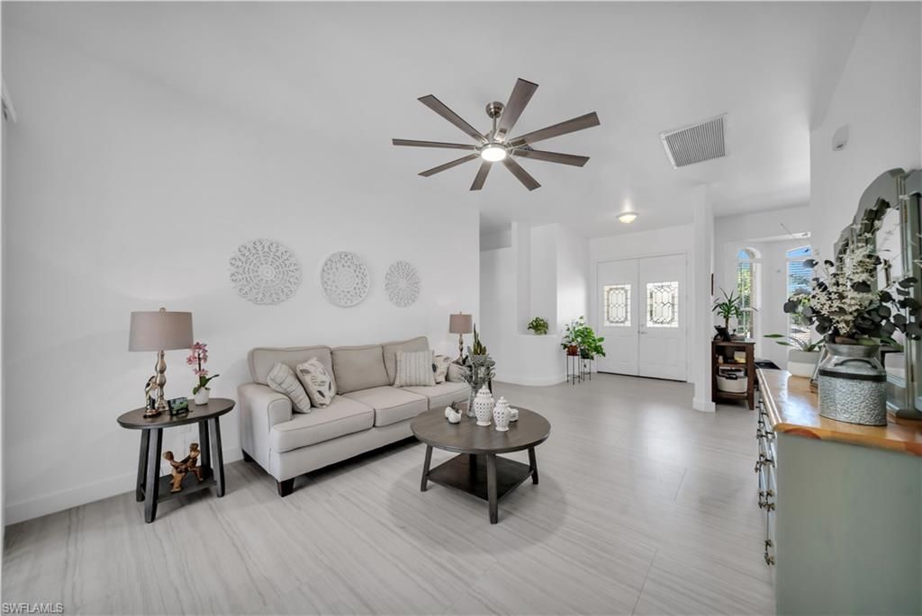 11142 Lakeland Cir, Fort Myers, FL 33913 Photo