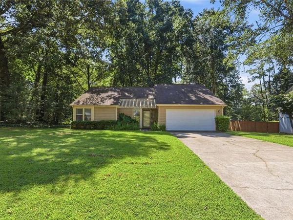 950 Laurel Mill Drive, Roswell, GA 30076