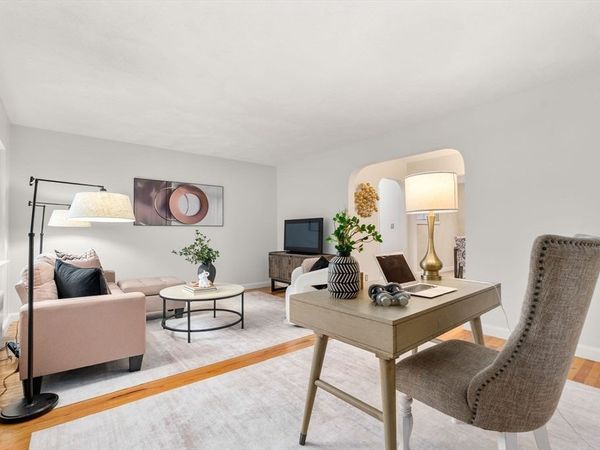648 Washington St, Unit 5, Brookline, MA 02446