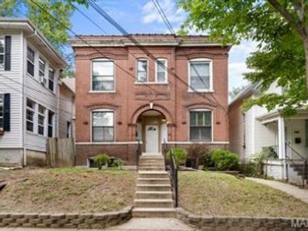 3619-3621 Commonwealth Avenue , Maplewood, MO 63143