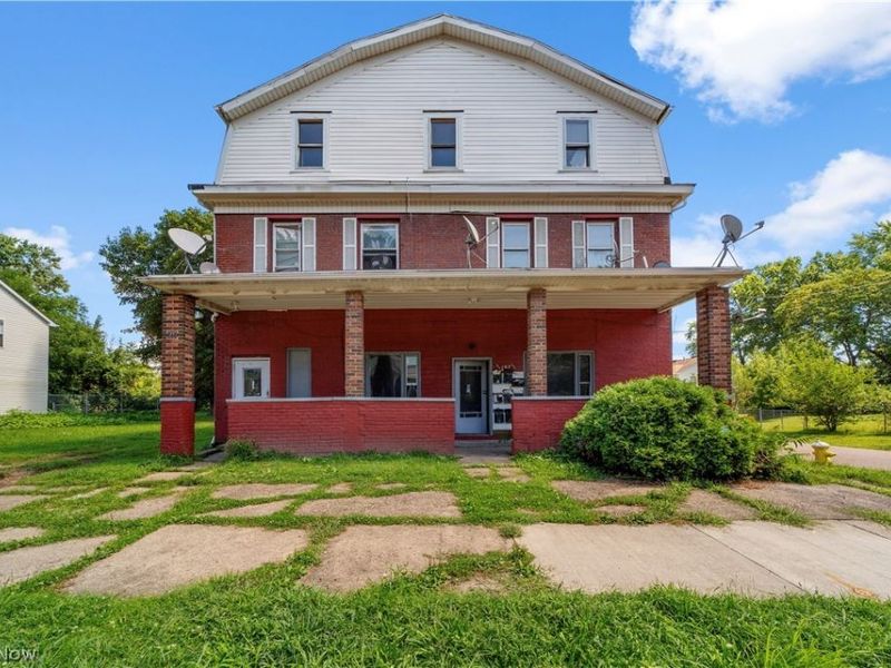 167 Chittenden Street, Akron, OH 44306 Photo 2