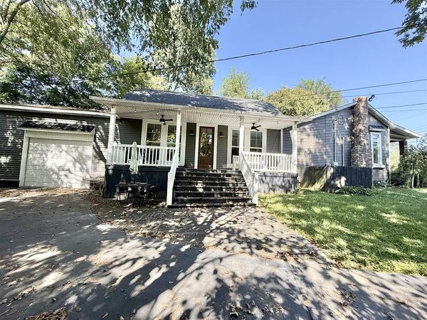 231 S Tyler Street , Morgantown, KY 42261