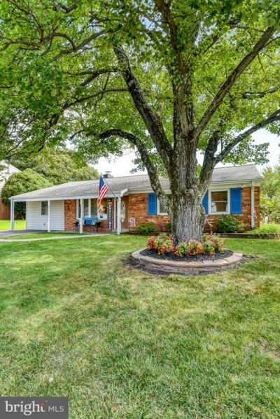 4125 Lees Corner Road, Chantilly, VA 20151 Main Photo