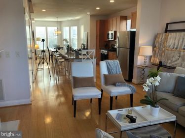 1633 N COLONIAL TERRACE, Unit 201, ARLINGTON, VA 22209
