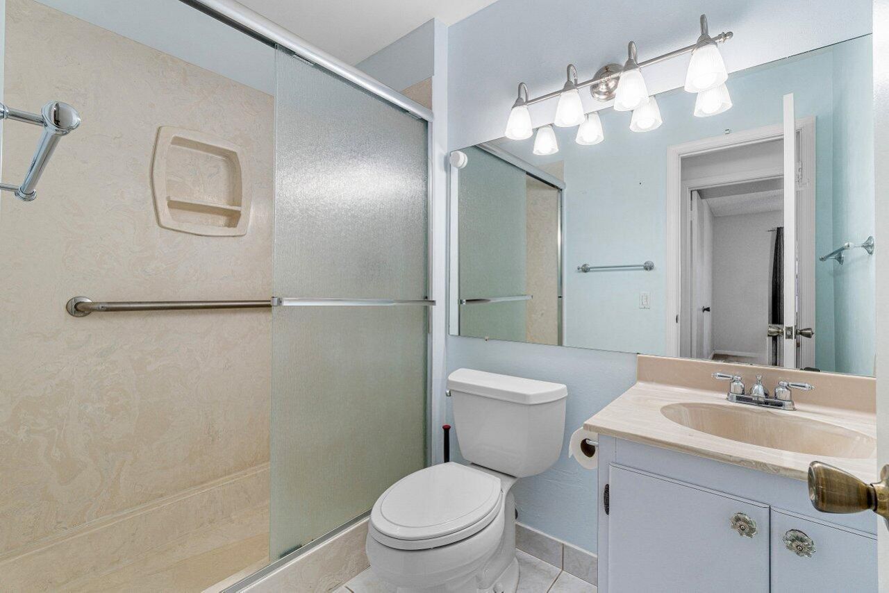 120 Cypress Club Drive, Unit 231, Pompano Beach, FL 33060 Photo