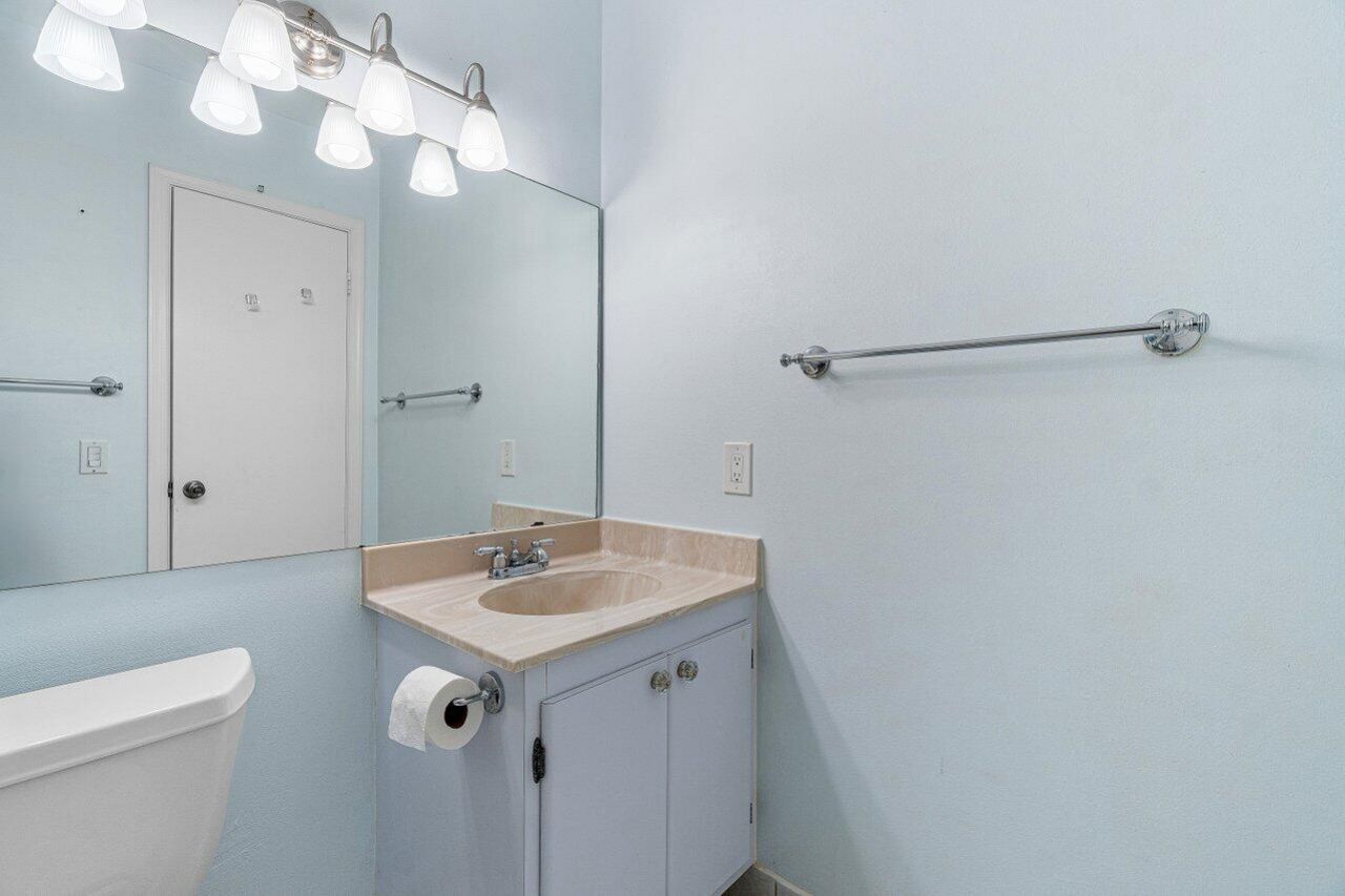 120 Cypress Club Drive, Unit 231, Pompano Beach, FL 33060 Photo