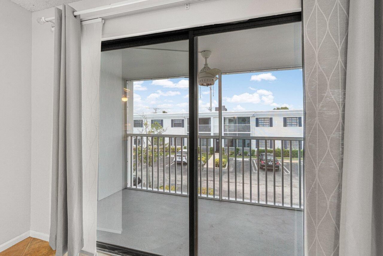 120 Cypress Club Drive, Unit 231, Pompano Beach, FL 33060 Photo
