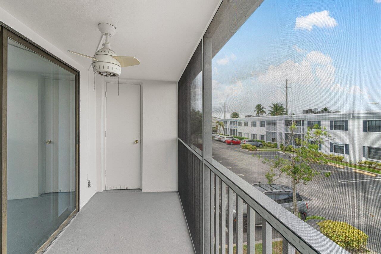 120 Cypress Club Drive, Unit 231, Pompano Beach, FL 33060 Photo