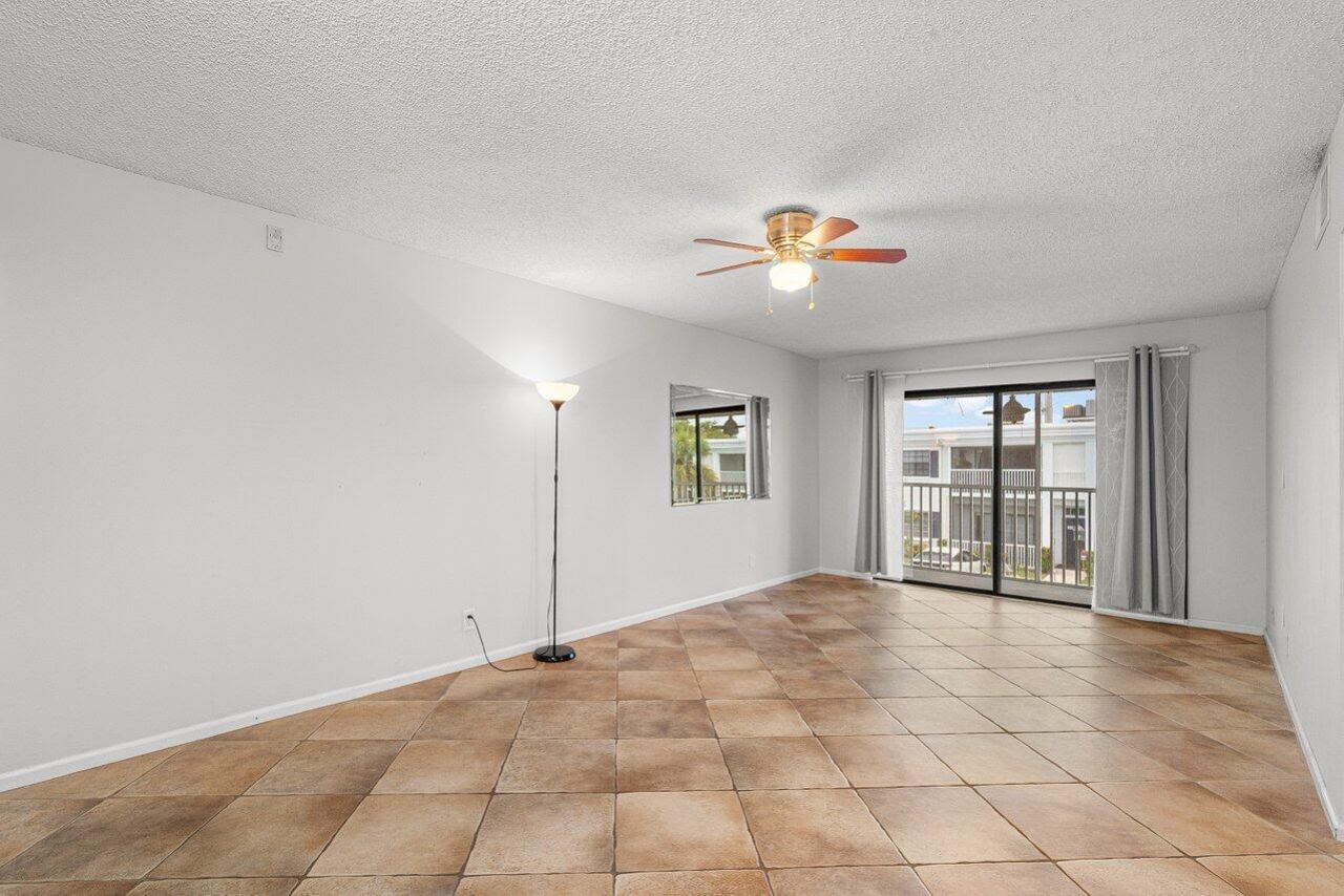 120 Cypress Club Drive, Unit 231, Pompano Beach, FL 33060 Photo