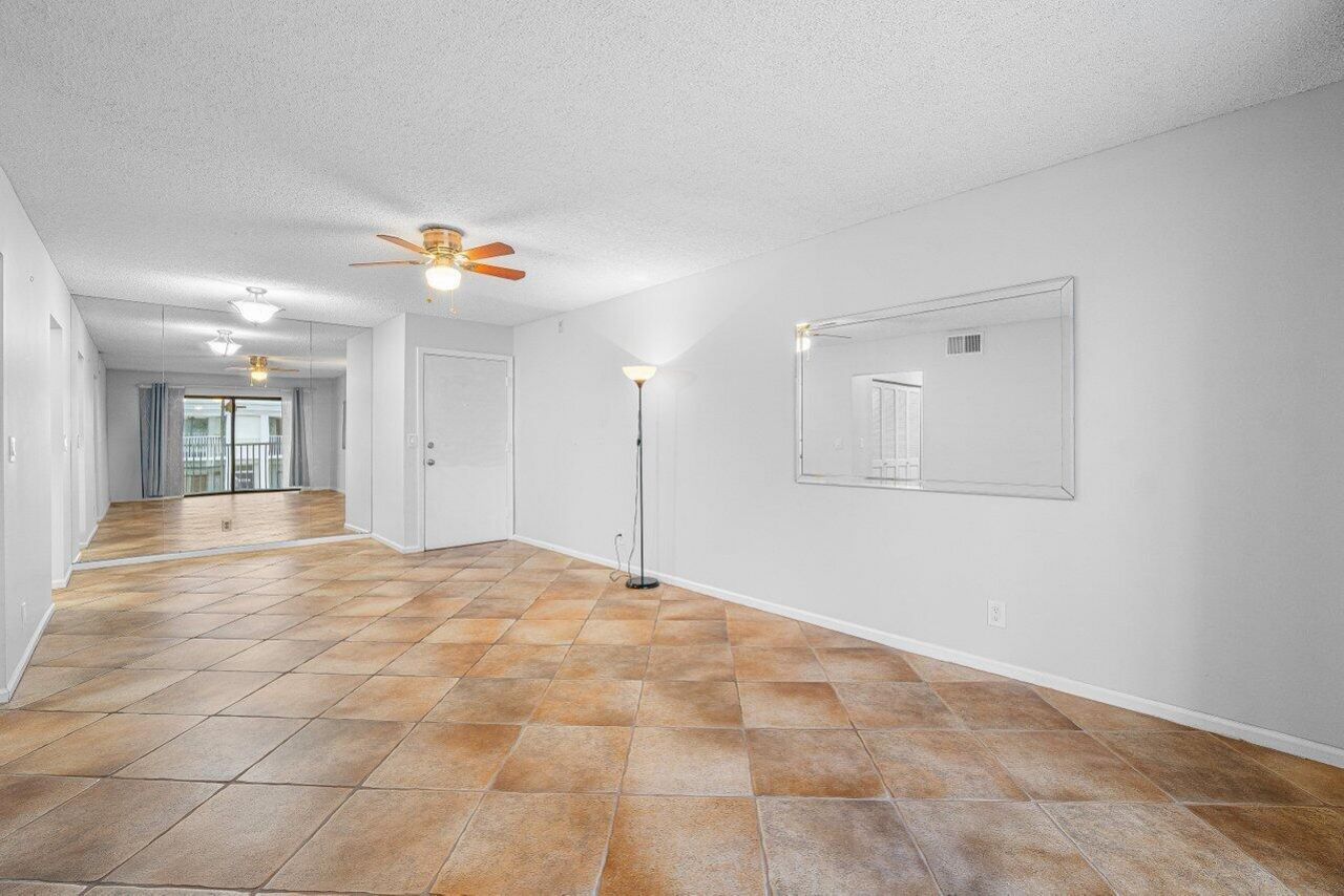 120 Cypress Club Drive, Unit 231, Pompano Beach, FL 33060 Photo