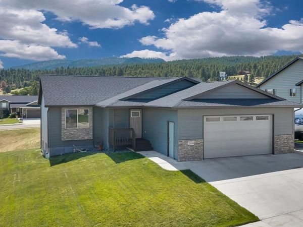 2694 MEADOWS DR, Sturgis, SD 57785