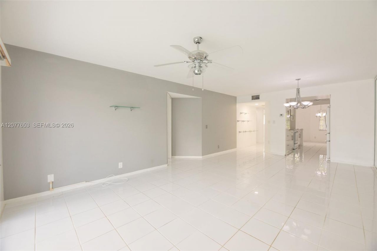 12601 SW 13th St, Unit 315G, Pembroke Pines, FL 33027 Photo