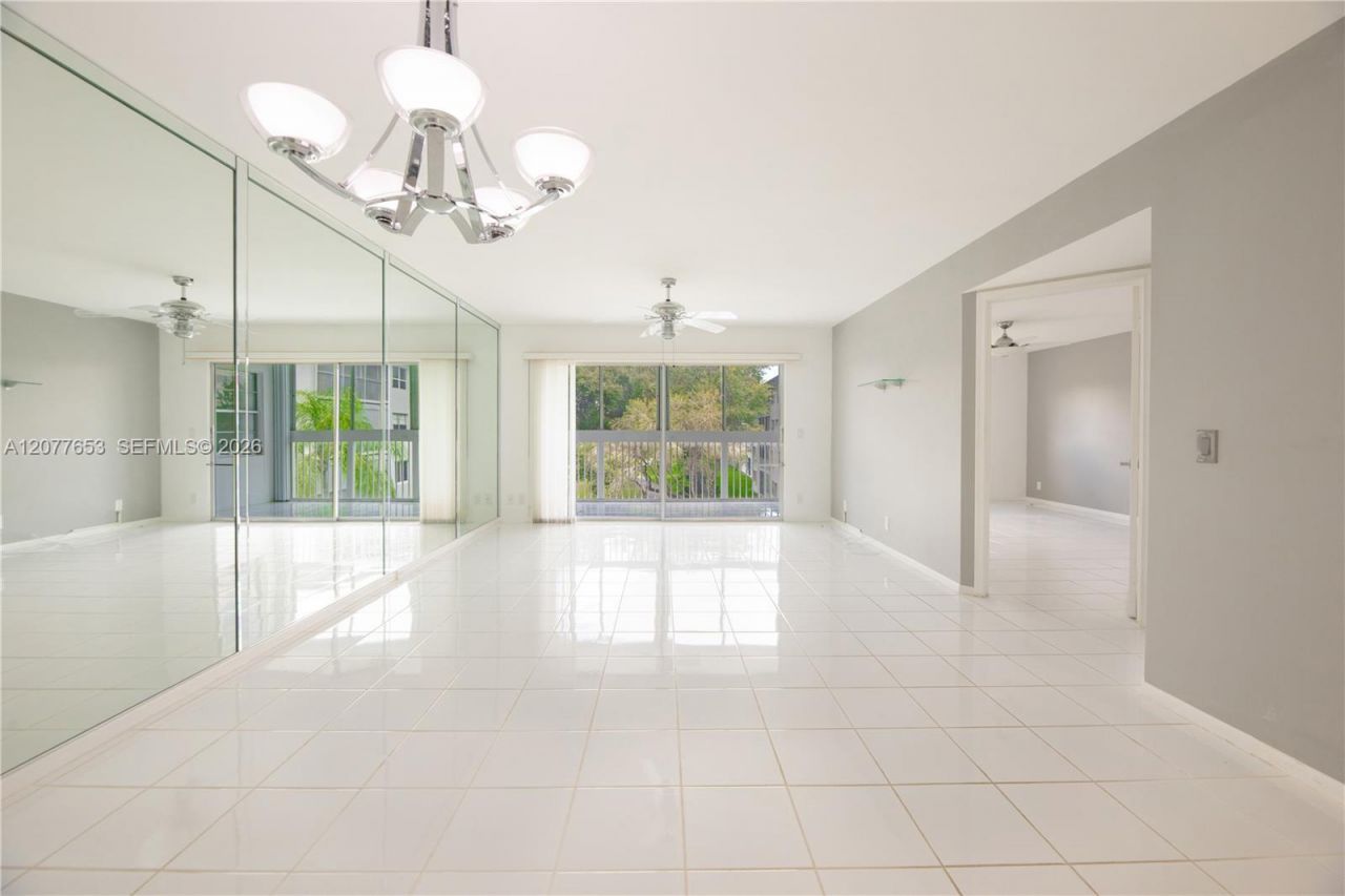 12601 SW 13th St, Unit 315G, Pembroke Pines, FL 33027 Photo