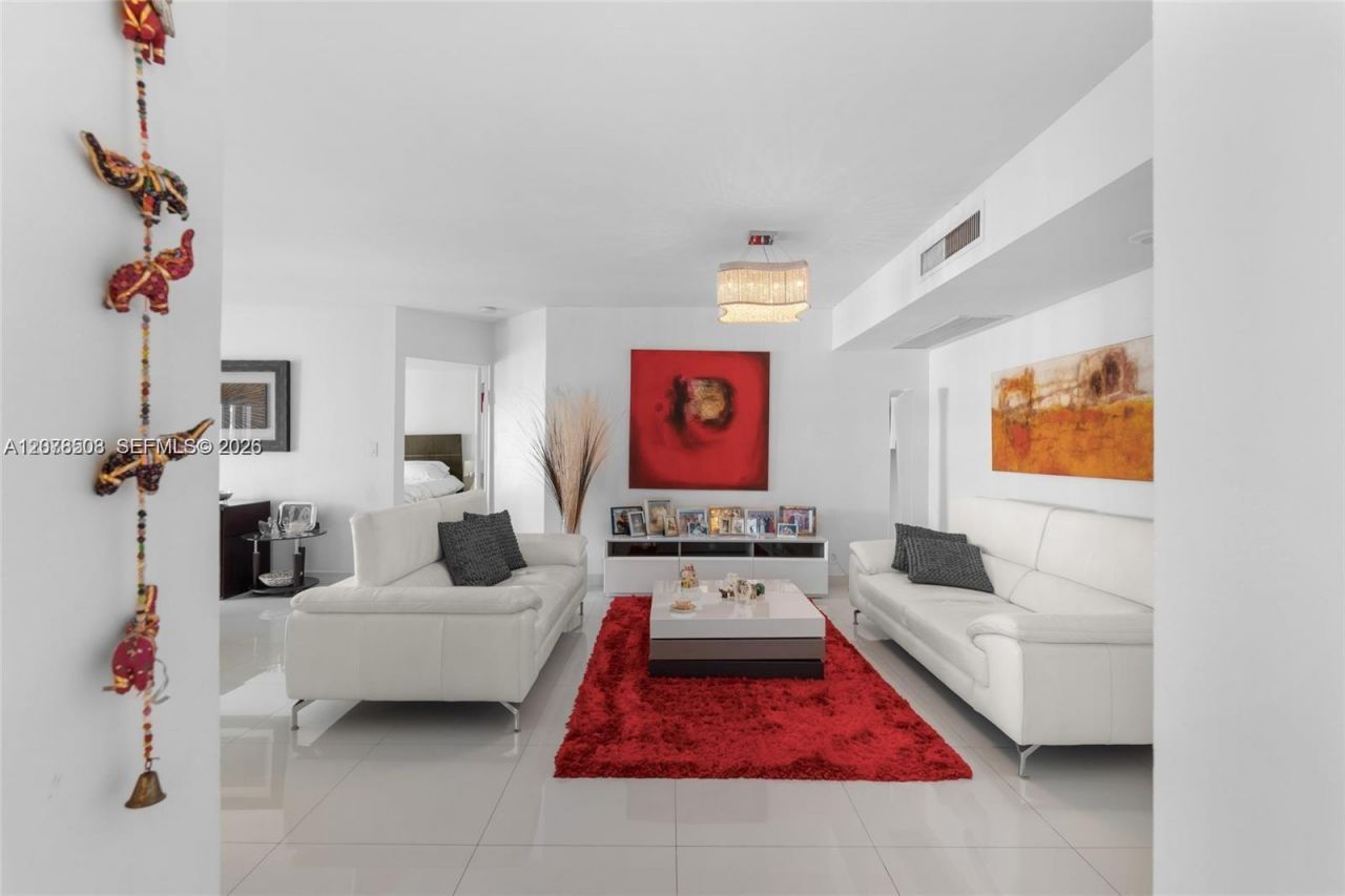 19195 NE 36th Ct , Unit 2502, Aventura, FL 33180 Photo