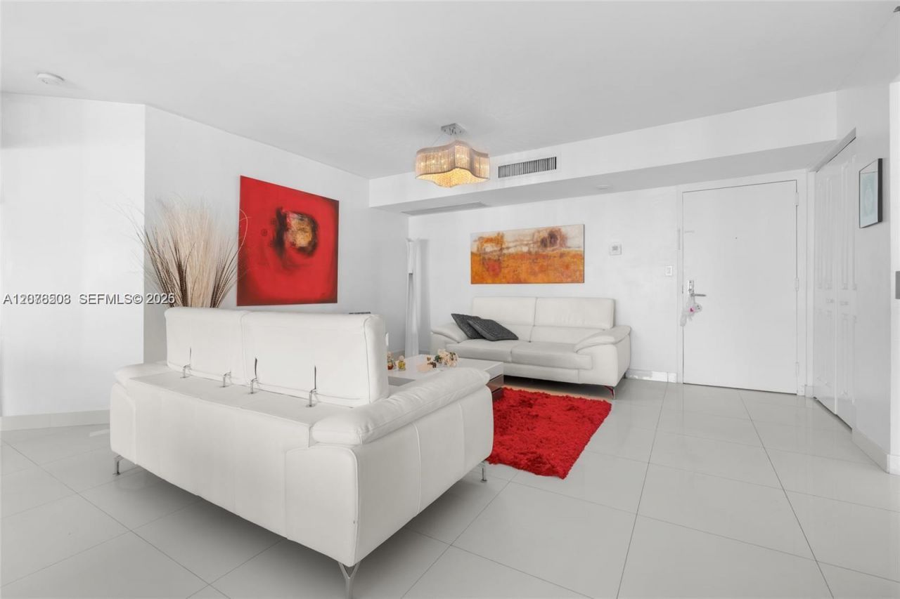 19195 NE 36th Ct , Unit 2502, Aventura, FL 33180 Photo