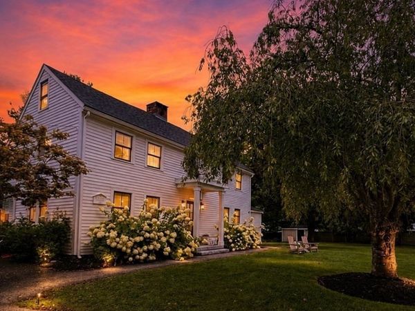 105 Bow St, Peabody, MA 01960
