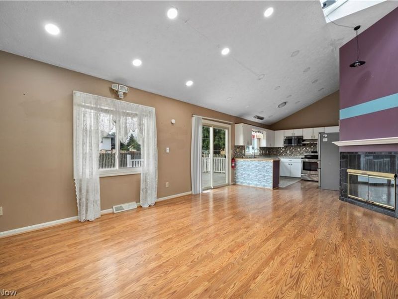 4101 Ivanhoe Drive, Lorain, OH 44053 Photo 11