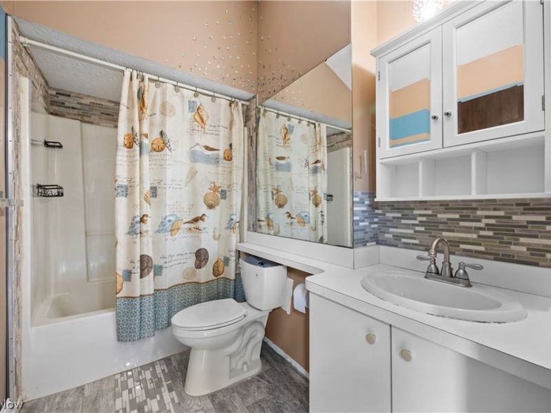 4101 Ivanhoe Drive, Lorain, OH 44053 Photo 17