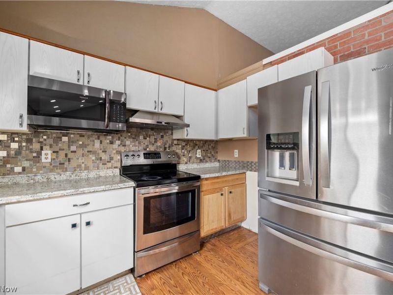 4101 Ivanhoe Drive, Lorain, OH 44053 Photo 7